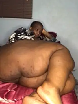 sotho_ssbbw's cam snapshot