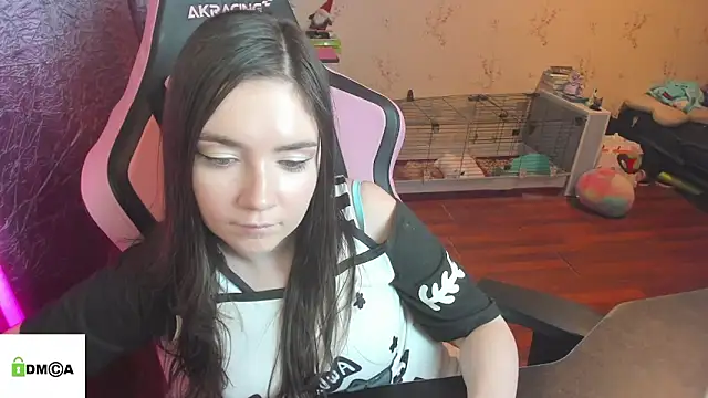 Crazy_forest_fairy's cam snapshot