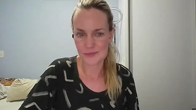 Annylove1's cam snapshot