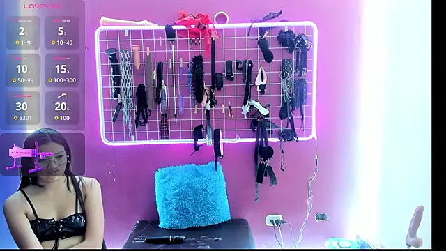 Mistress_Megan_BDSM live sex cam