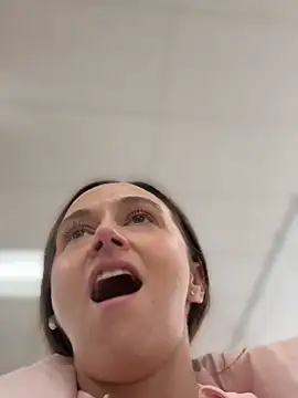 lunagirl13 live sex cam