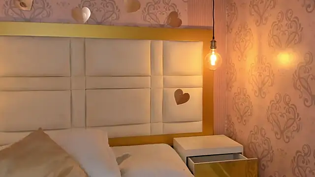 luna_hot_ass live sex cam