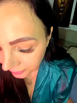 ReiyaRey's cam snapshot