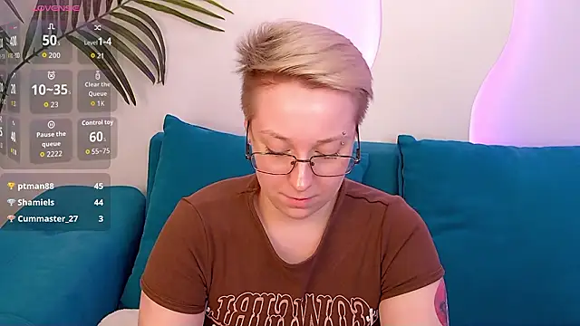 AlexandraGreen live sex cam