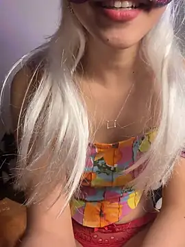 morrocoXcute's cam snapshot