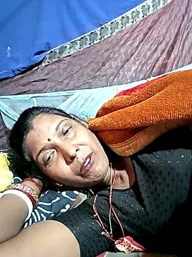 Savita992 live sex cam