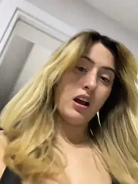 __SARISEXSY__ live sex cam