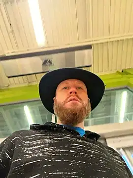 Mackwood89 live sex cam