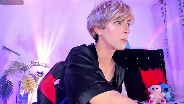 Cooperrosscute233 live sex cam