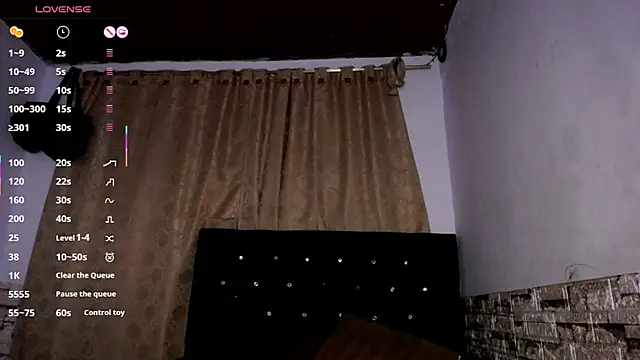 DaraKat18 live sex cam