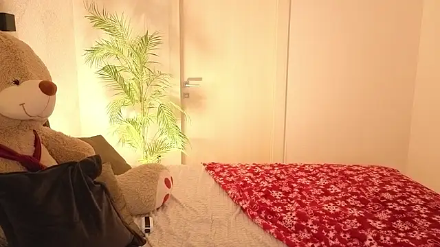 CassieReborn's cam snapshot