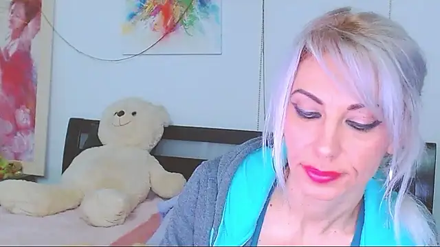 HoneyLara's cam snapshot