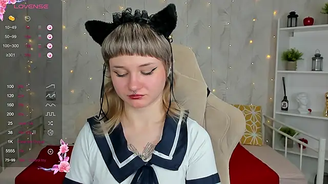 Tori_Cutie's cam snapshot