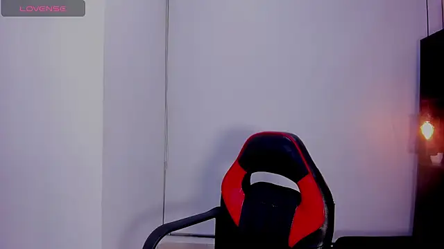 Annyrosee's cam snapshot