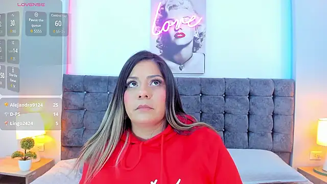 isabella_horney_'s cam snapshot