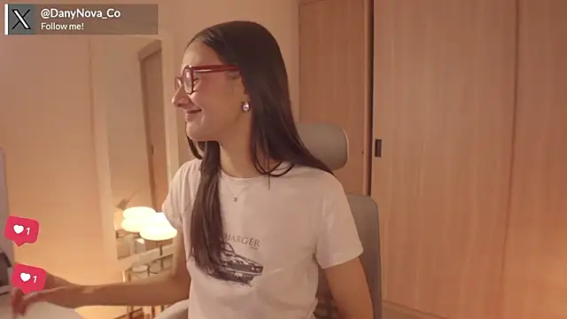 DanyNova_Co live sex cam