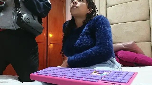 AntonioAndKarla live sex cam