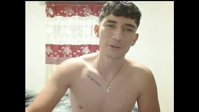 ChicoMaloFfF's cam snapshot