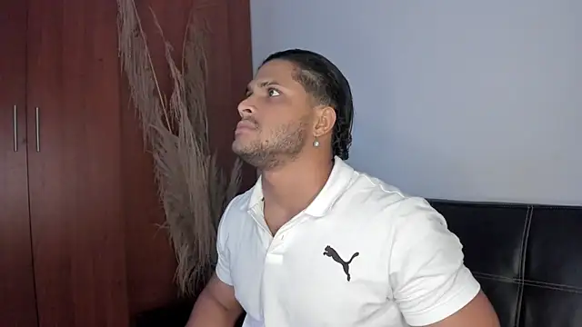 Evansdark1 live sex cam