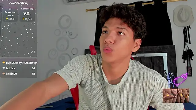 Maximiliano_Khalil live sex cam