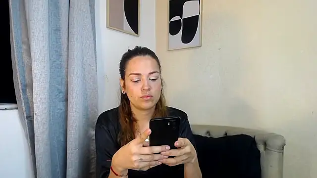 camilawm19's cam snapshot