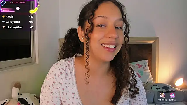 Shara_dreams's cam snapshot