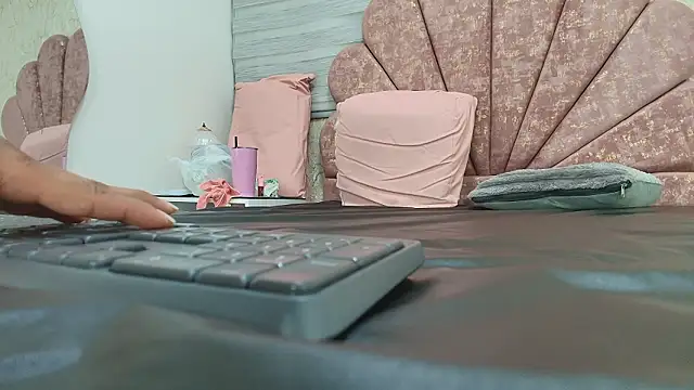 leon_gaby's cam snapshot