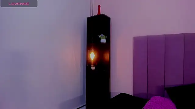 Annyrosee's cam snapshot