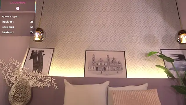 ElleDiane live sex cam