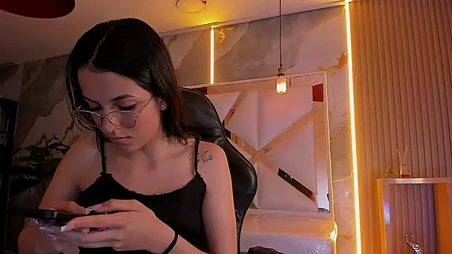 sophiadoll_tf's cam snapshot