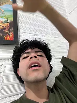 Axel-Mejia live sex cam