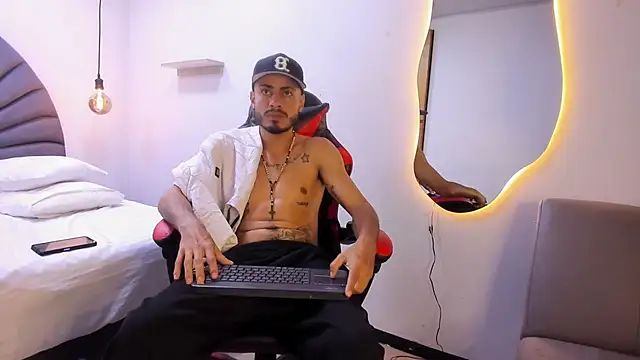 MatthewCullen's cam snapshot