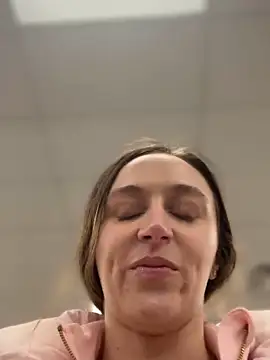 lunagirl13's cam snapshot