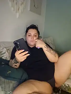 Saucy-Serenity's cam snapshot