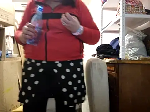 Samantha_Squirt@xh live sex cam