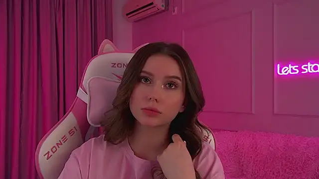 DianaVert's cam snapshot