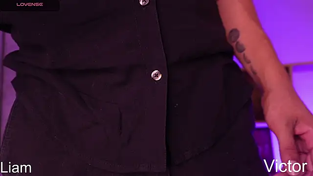 LiamDeep live sex cam