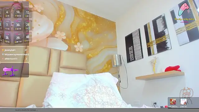 NahomiWalker_'s cam snapshot