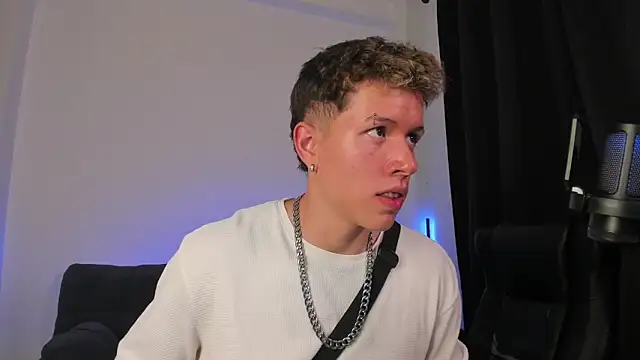 nathan_blake live sex cam