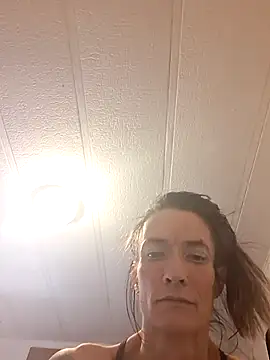 MaitressePomme3 live sex cam