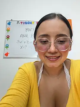 Kay_LustyWife live sex cam