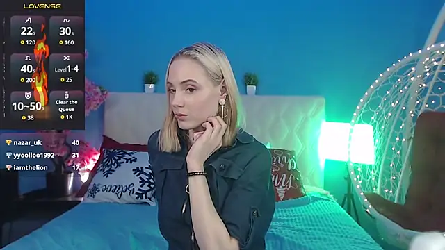 Gina_Gina_love's cam snapshot