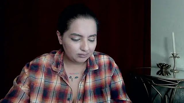 BustyAllyy live sex cam