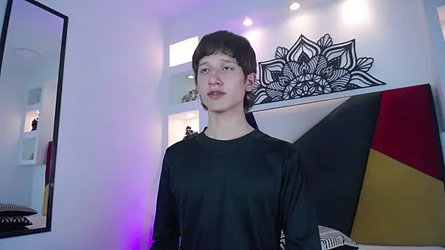 Emo_Boy_ live sex cam