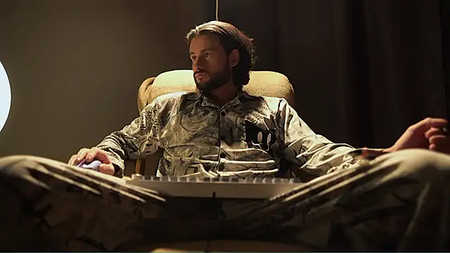 Keen___Luckystrike live sex cam