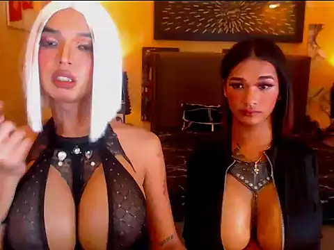 XinFuckingLust live sex cam