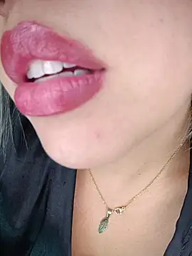 zahra_Jalid's cam snapshot