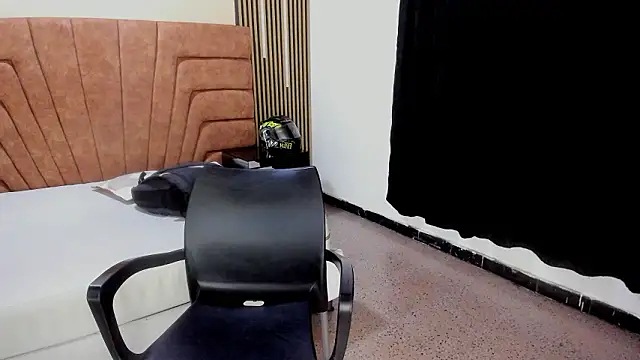 MATHY_ROBERT live sex cam