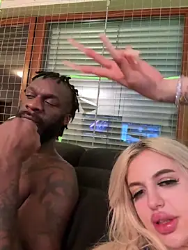 Steffi_Snowbunny's cam snapshot