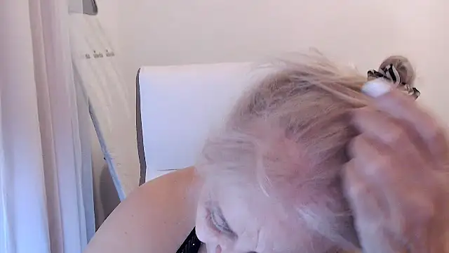 SusiLifeXXX's cam snapshot